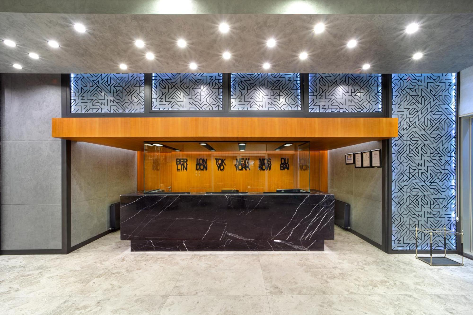 Отель Nish Palace Exlusive 4*