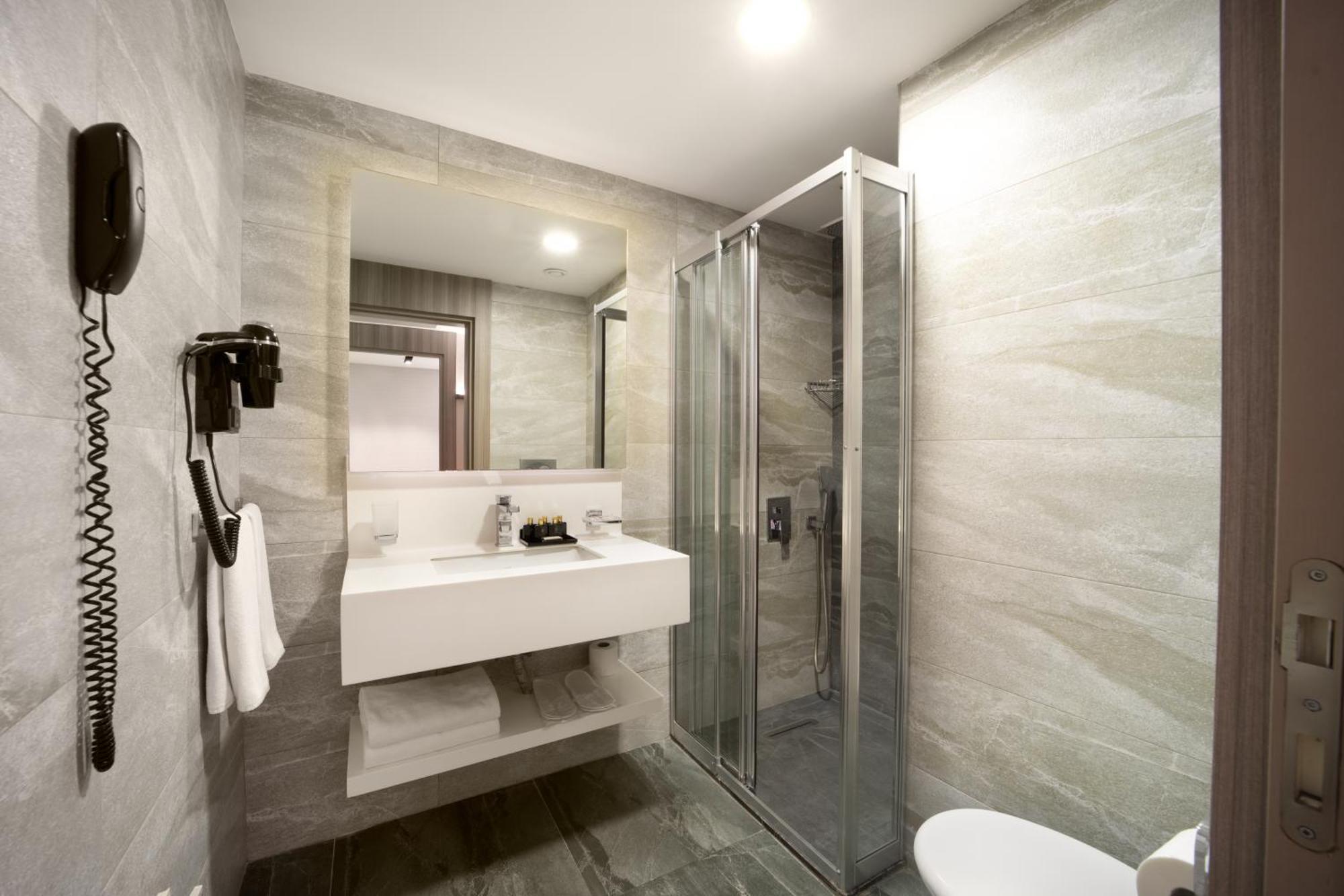 Отель Nish Palace Exlusive 4*